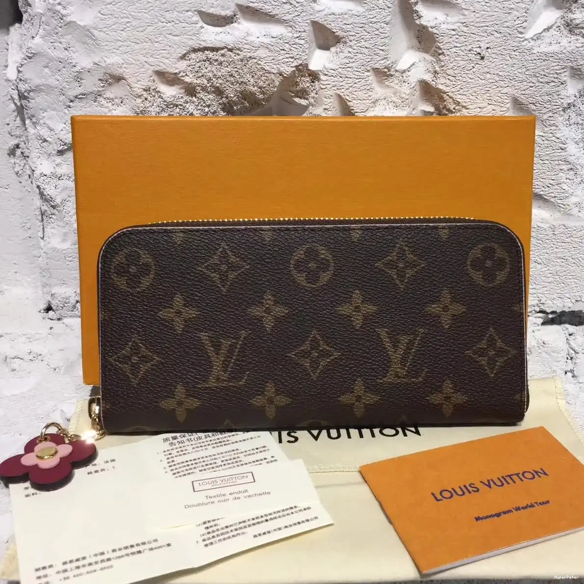 wallet Louis CHANELEMENCE Vuitton 0622